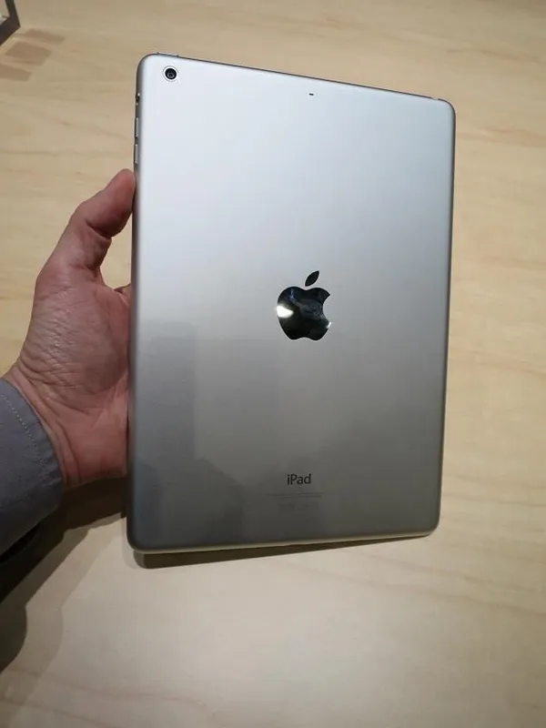 Ipad air 128 gb +Dj SROCHNA 2