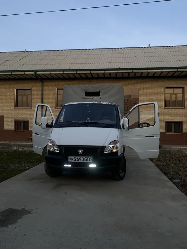 Gazel sotiladi narxidan utib beramiz