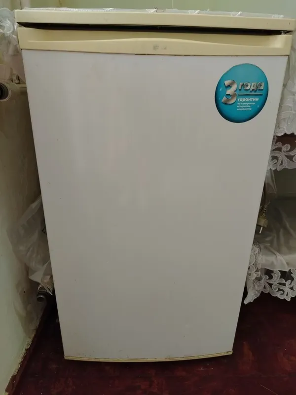Продаётся холодильнтк. 1 Продаётся холодильнтк. 1