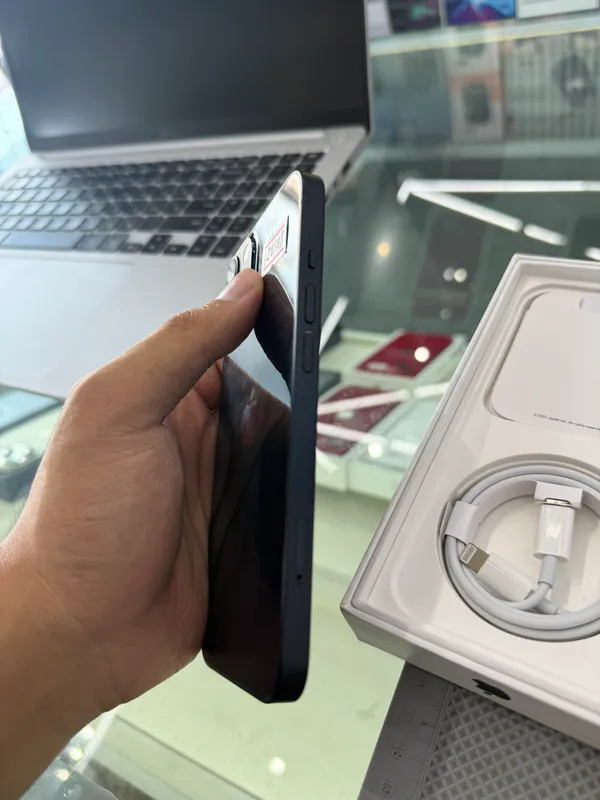 iPhone 13 3 iPhone 13 3
