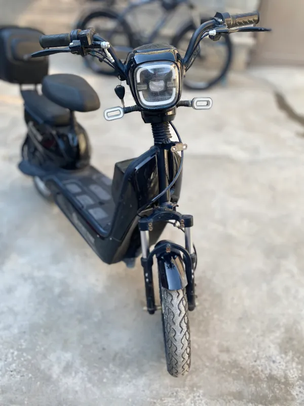 sukuter sotiladi 4 sukuter sotiladi 4