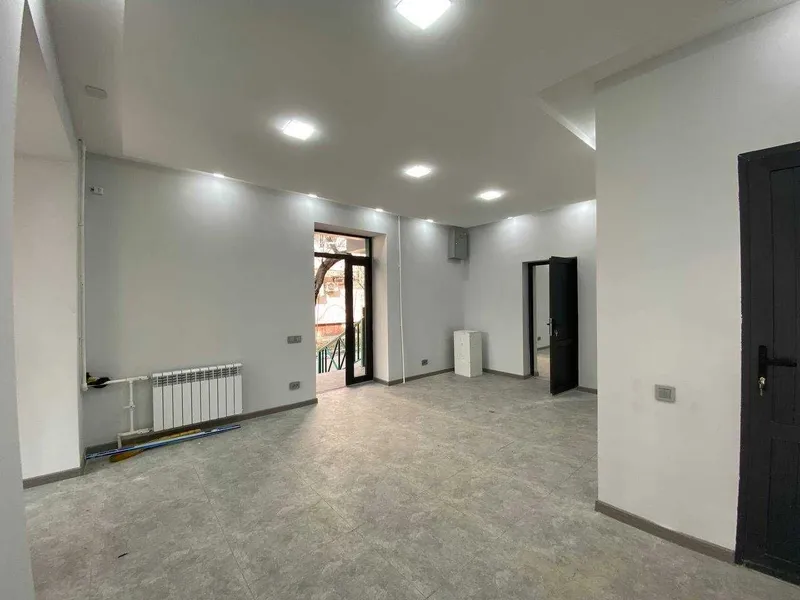 ПРОДАЁТСЯ коммерция 120 м2 метро Ойбек 5