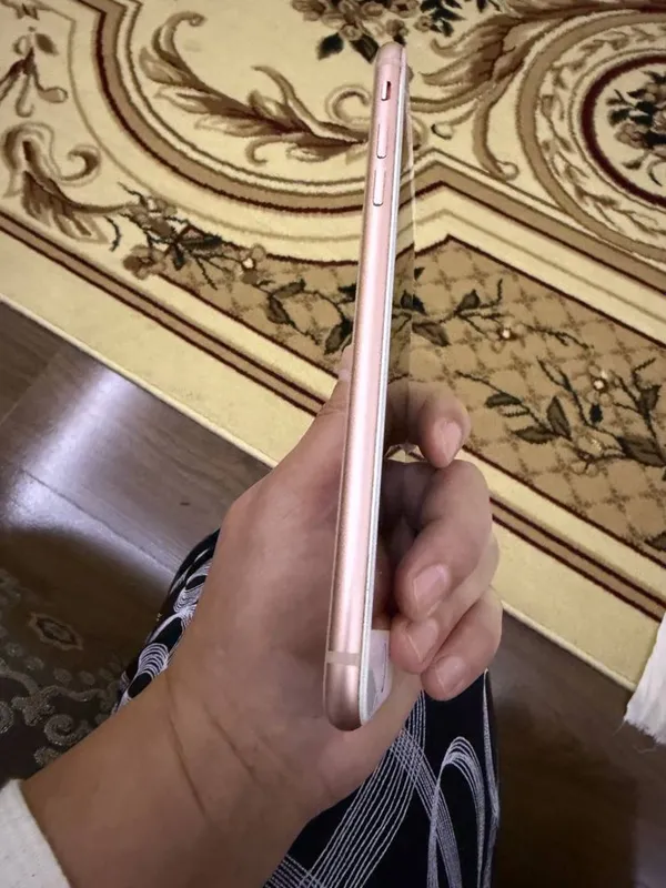 Iphone 8 puls Gold 32gb — фото 3