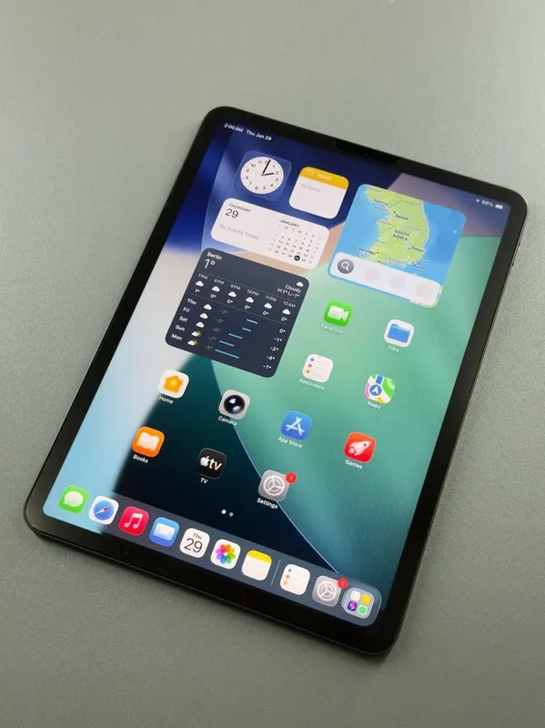 I Pad Pro 2020.. Sim kartalik. Pubg 120 Fps