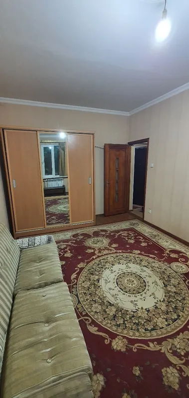 Массив Феруза Продаётся 1 комнатная квартира — фото 1