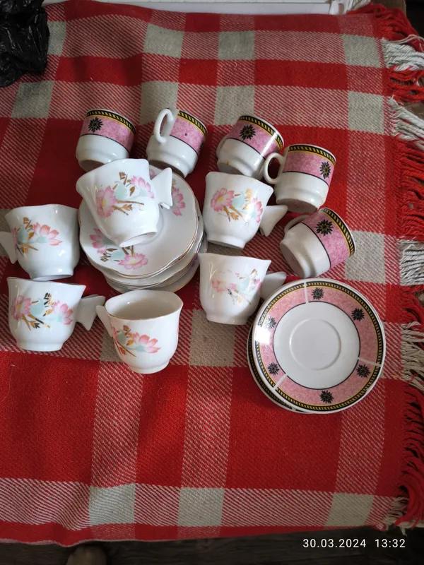 кофейный ,чашки с блюдцем кофейный ,чашки с блюдцем