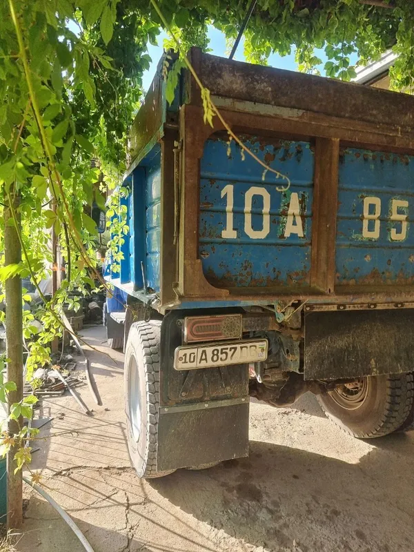 Зил сотилади 1989