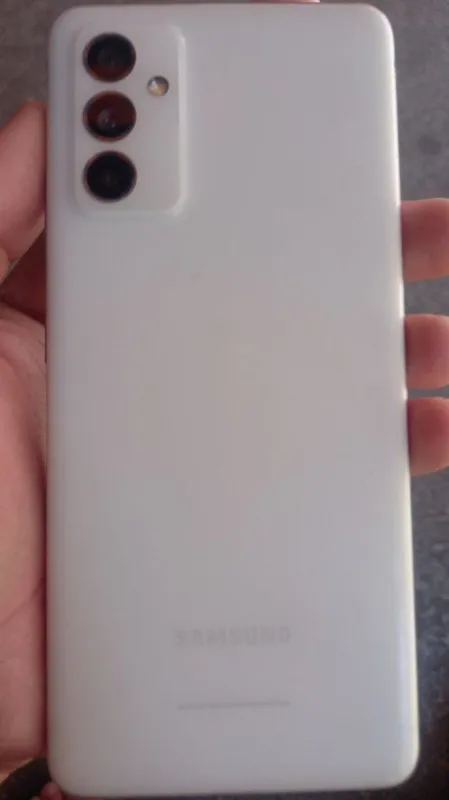 Samsung galaxy A82 — фото 1