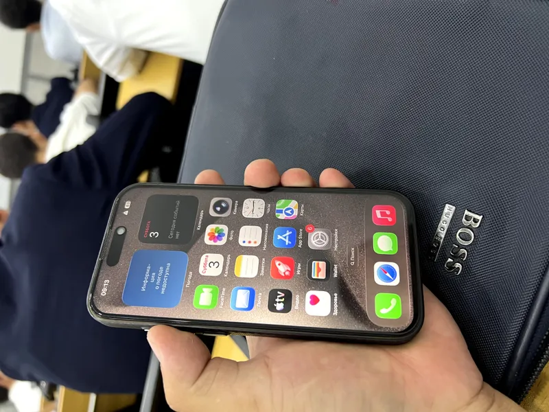 iPhone 15 pro 1 iPhone 15 pro 1