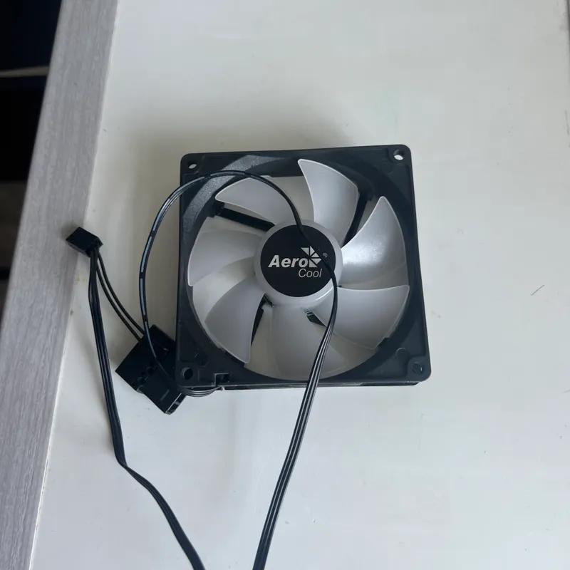 Кулер AeroCool 120 мм (3-pin) 1
