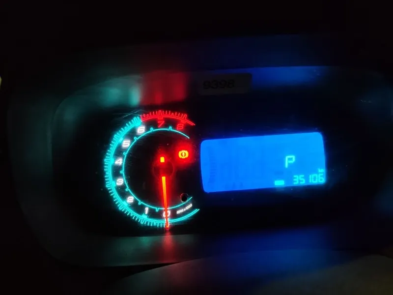 Автомобиль COBALT 4-позиция 6 Автомобиль COBALT 4-позиция 6