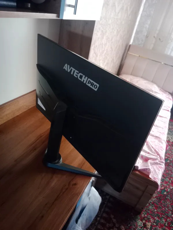 AvTechPro 75Hz ips led monitor 1