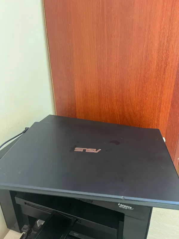 Asus noutbook 8/512 4 Asus noutbook 8/512 4