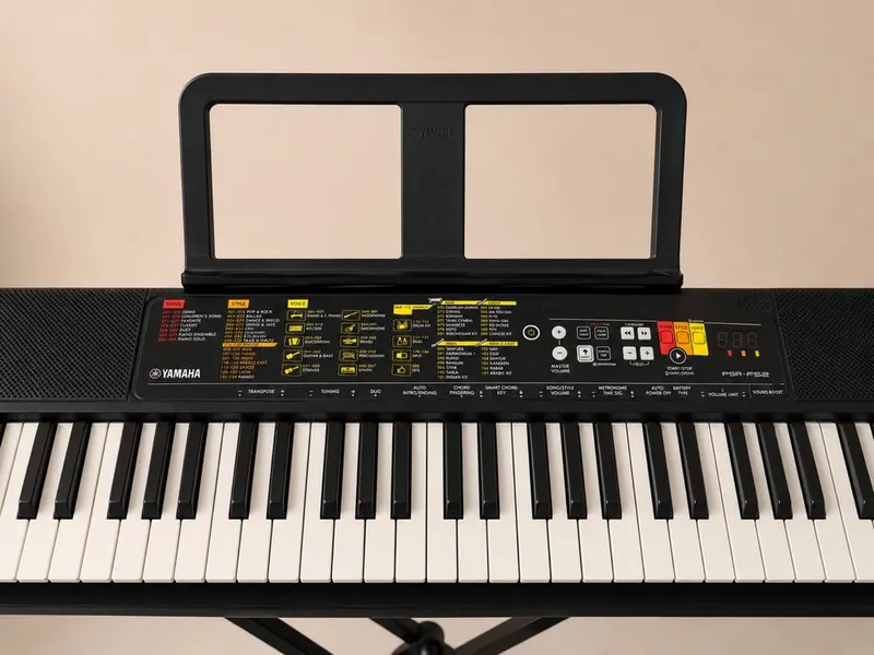 Синтезатор Yamaha PSR-F52 — состояние нового, полный комплект 2