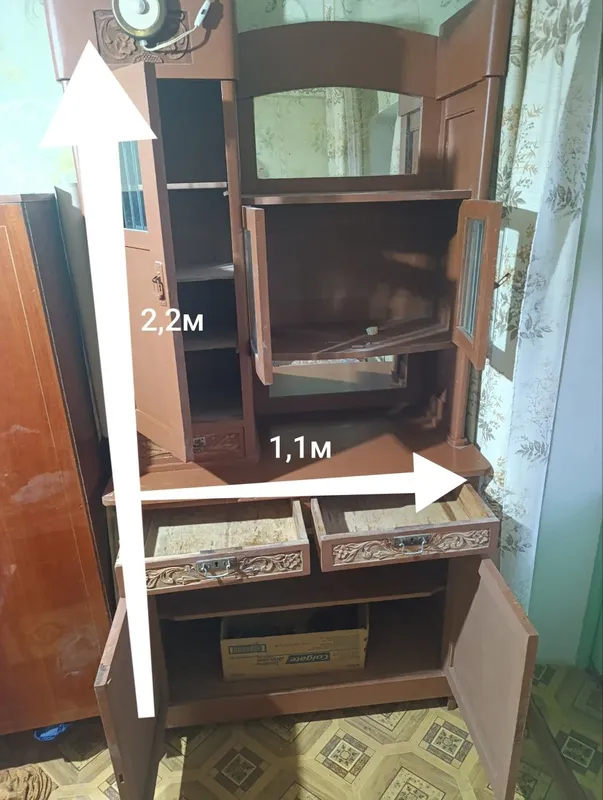 Сервант 2,2*1,1м