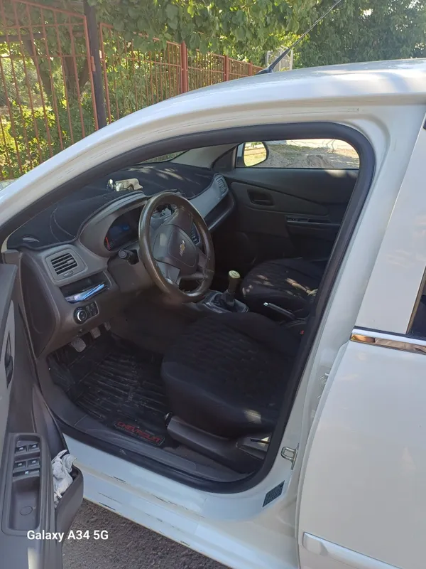 Chevrolet Cobalt 5