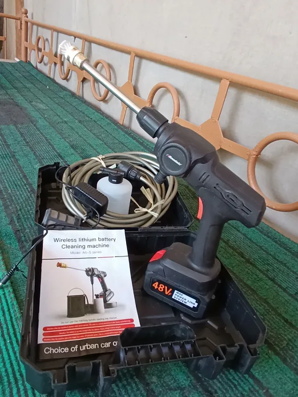 Продаётся Karcher 2 Продаётся Karcher 2