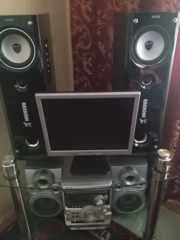 Продам Колонки, Музыкальный центр, Монитор, Подставка. Продам Колонки, Музыкальный центр, Монитор, Подставка.