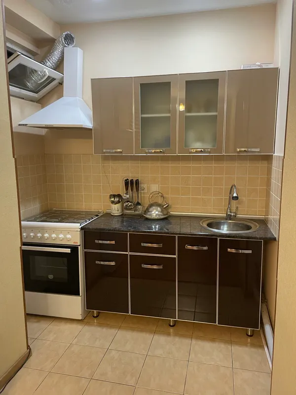 4-комнатная квартира, 80 м², 4/4 этаж (вторичка) 5
