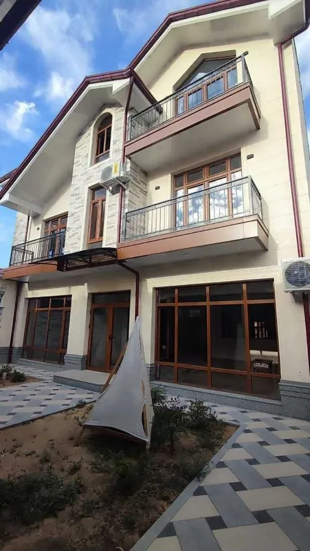 Продаётся Хостел площадью 500 м² в Бостанлыкском районе, Хумсан.