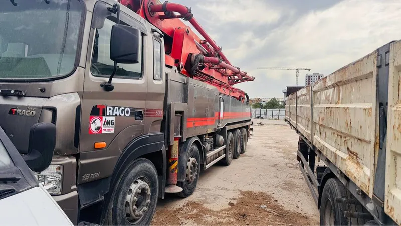 Бетононасос HYUNDAI TRAGO KCP55ZX170 4
