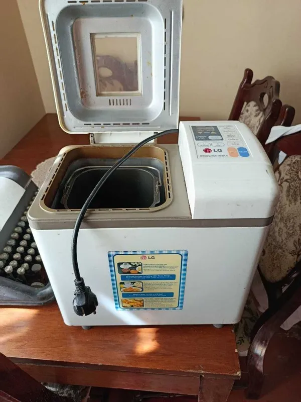 Хлебопечка LG HB201JE — фото 1