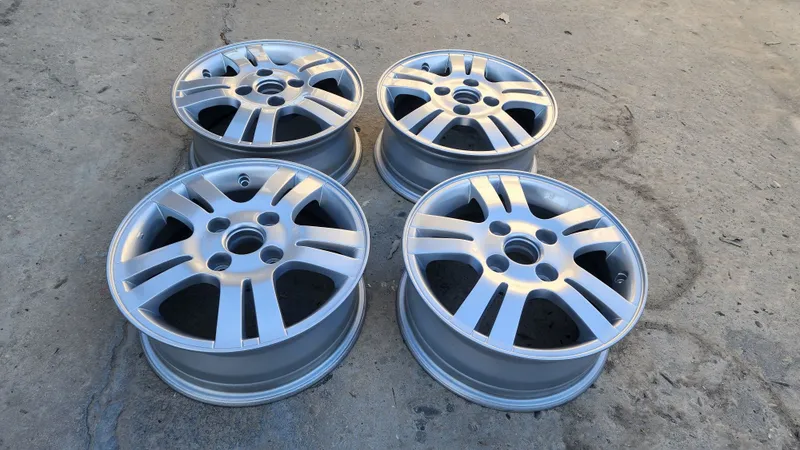 Продаются Заводские диски LACETTI