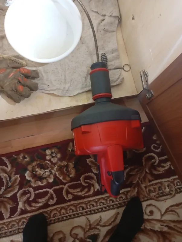 чистка конализационых труб 1