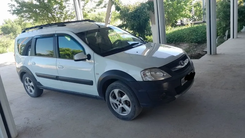Lada largus kros