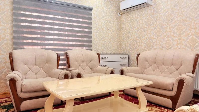 ПОСУТОЧНО у Регистана | 3 спальни, 10 гостей, WiFi — фото 1