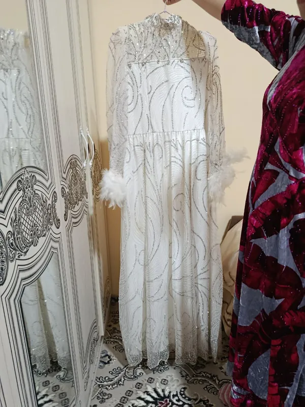 ansamlar tagidan kiyish uchun