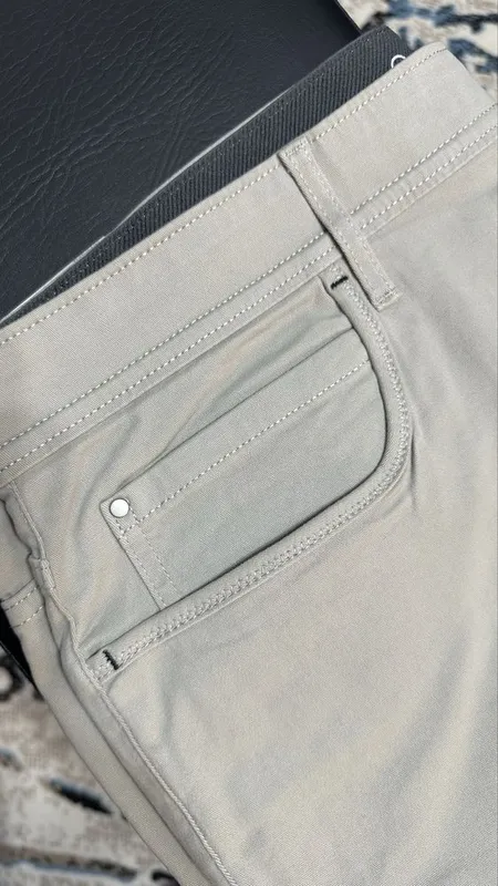 Брюки Calvin Klein infinite flex.34/32. 6 Брюки Calvin Klein infinite flex.34/32. 6