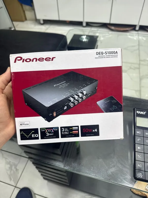 Процессорный 4-канальный усилитель Pioneer DEQ-S1000A