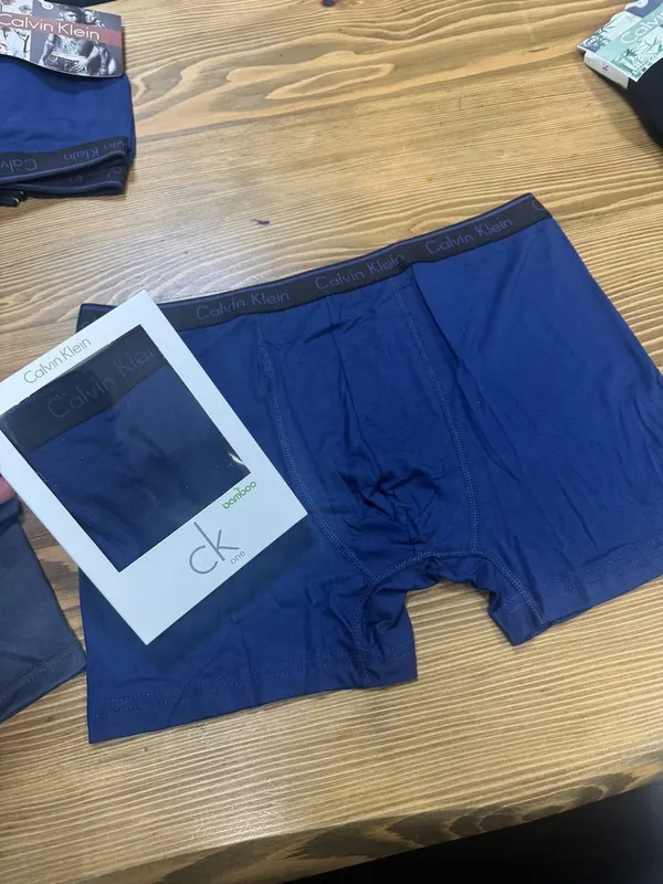 Calvin Klein trusik
