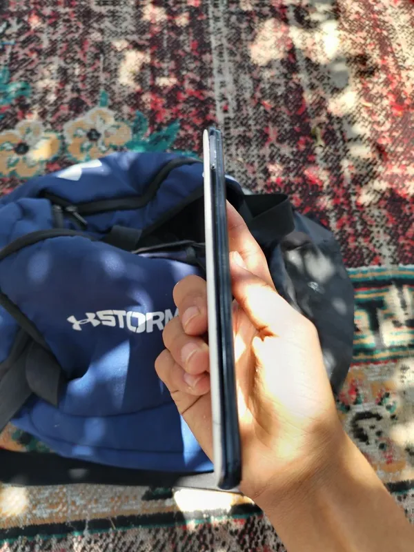 samsung A50 sotiladi br martta ekran almawgan — фото 2