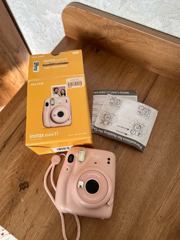 Камера instax mini 11 розовый цвет