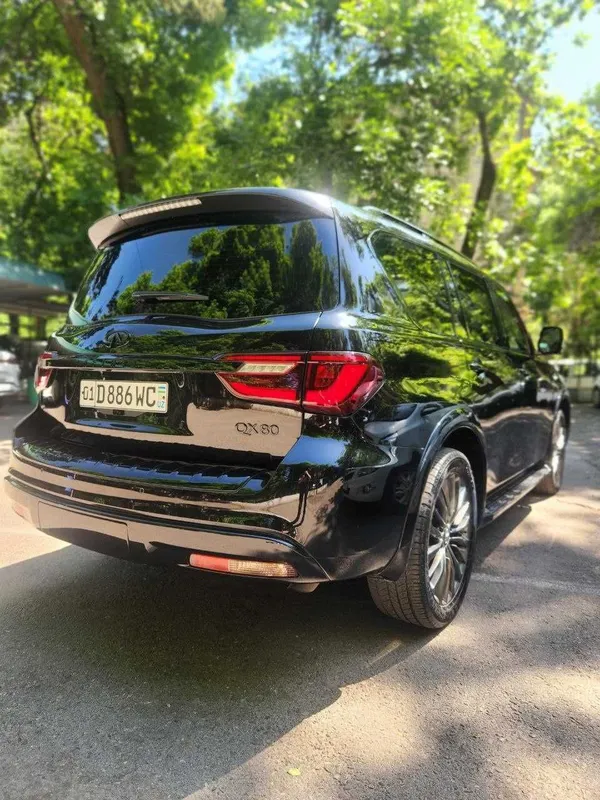 Infiniti QX80 2019 своя, чистая. — фото 2