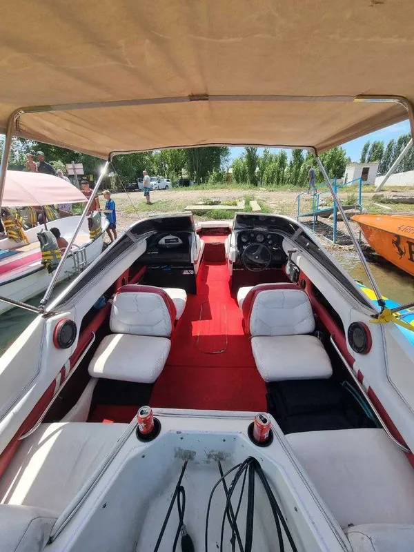 Катер Maxum1800RX 3 Катер Maxum1800RX 3