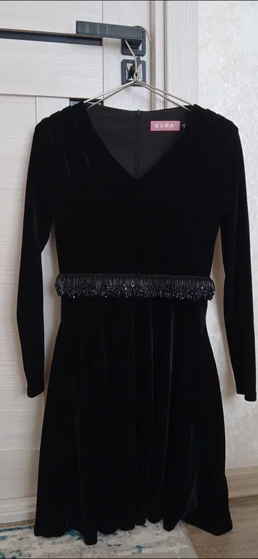 Продаётся платье DolceGabanna 3 Продаётся платье DolceGabanna 3