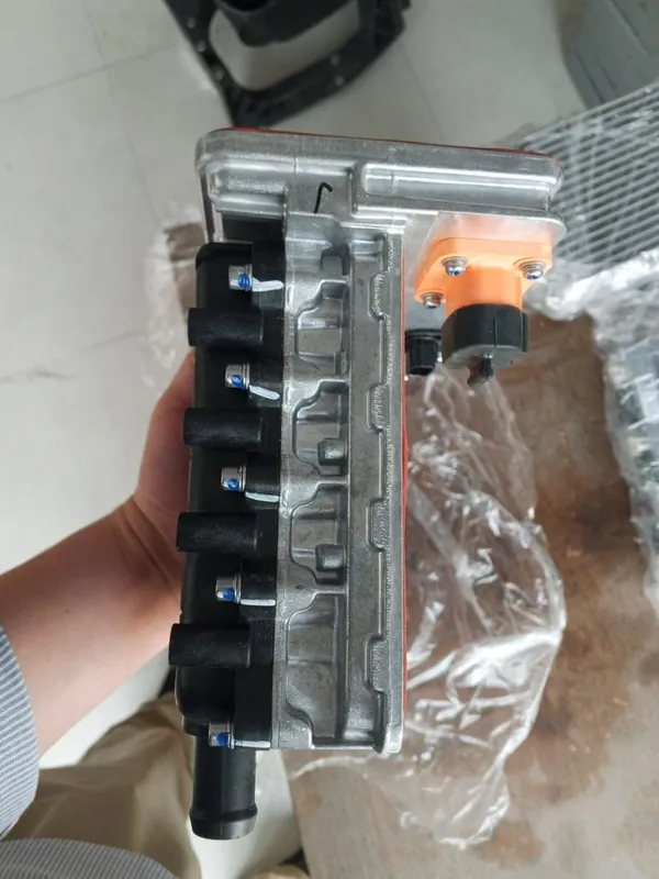 Yuqori bosimli suv isitgich Lixiang L9 4