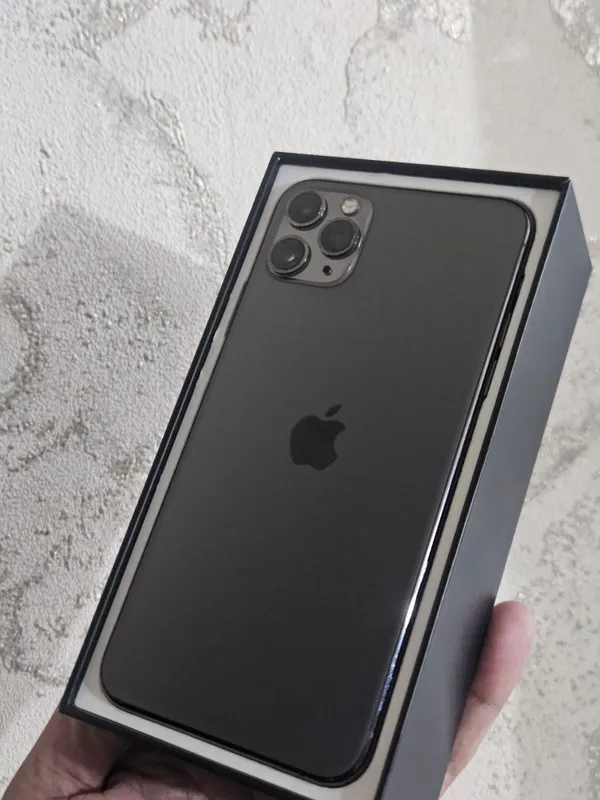 Iphone 11 Pro Max Bleck 1