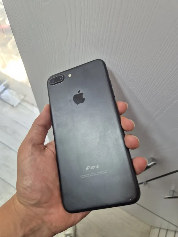 Iphone 7 / 128GB LL/A