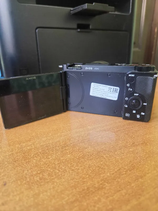 Камера Sony zv-e10