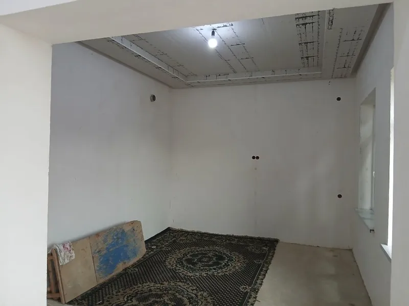 Nazarbek sohavatda uy sotiladi 7