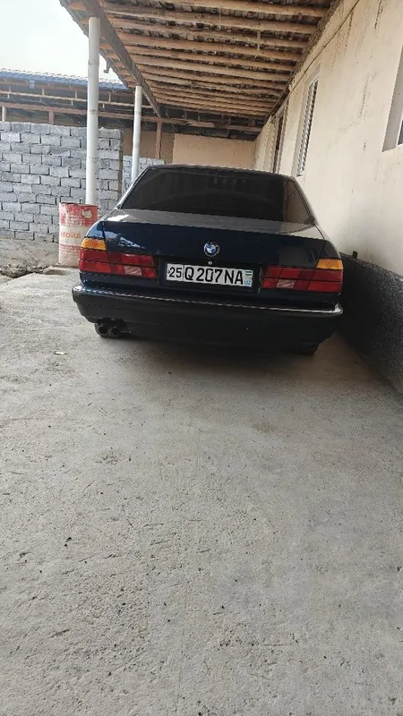 B M W E 32 kuzov