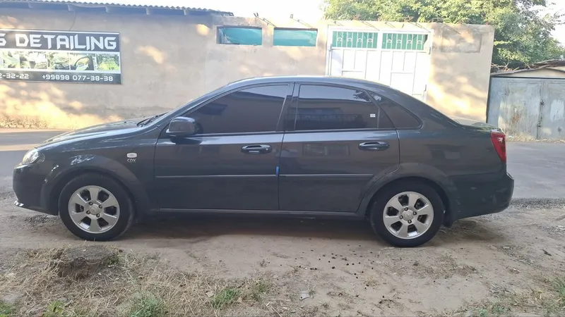 Chevrolet Gentra AT 6