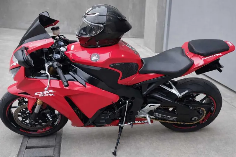 Мотоцикл Honda CBR1000RR Fireblade — фото 2