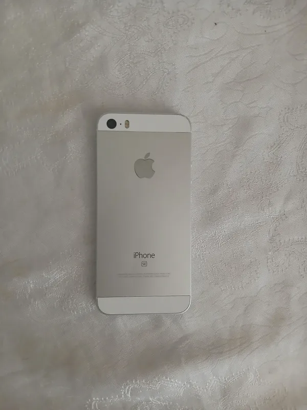Iphone se 2016 Silver 64GB 4 Iphone se 2016 Silver 64GB 4