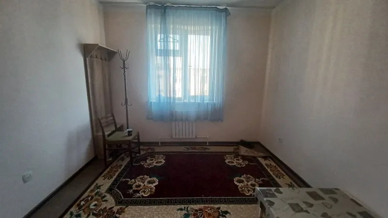 Termiz Karimbek restorani yonida Gvardiya domlaridan