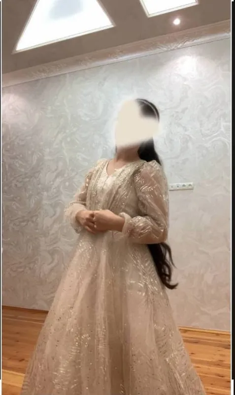 Продам сияющее вечернее платье (Самарканд)